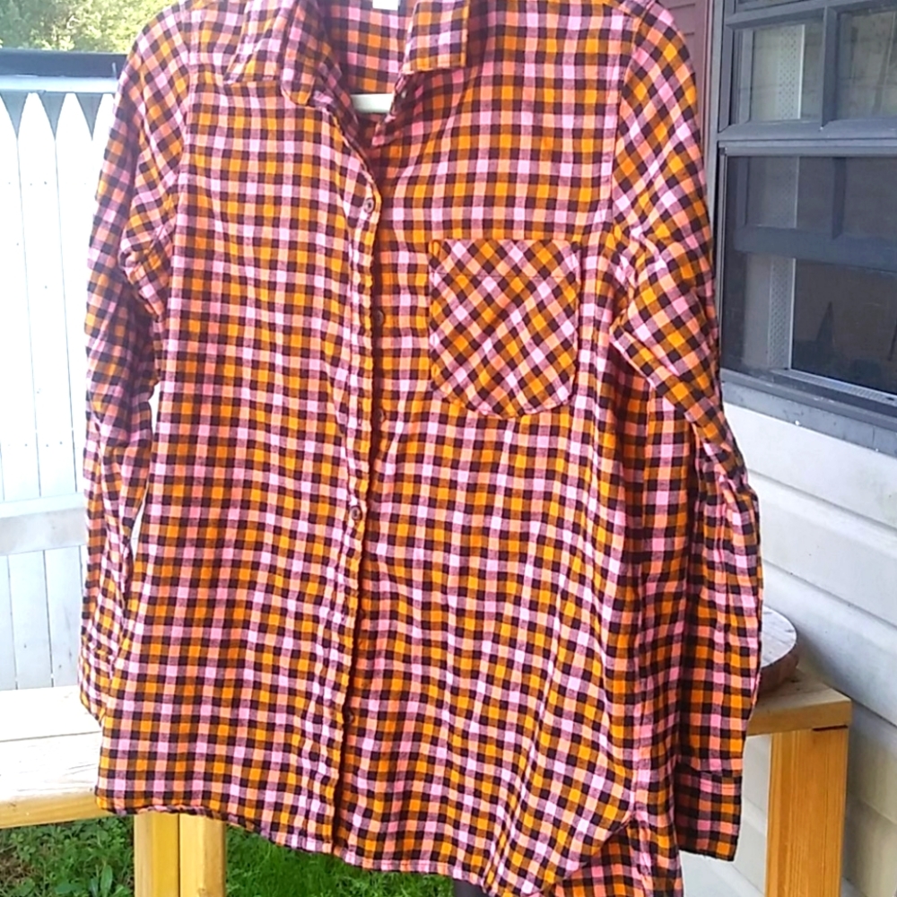Plaid Flannel Shirt Size M